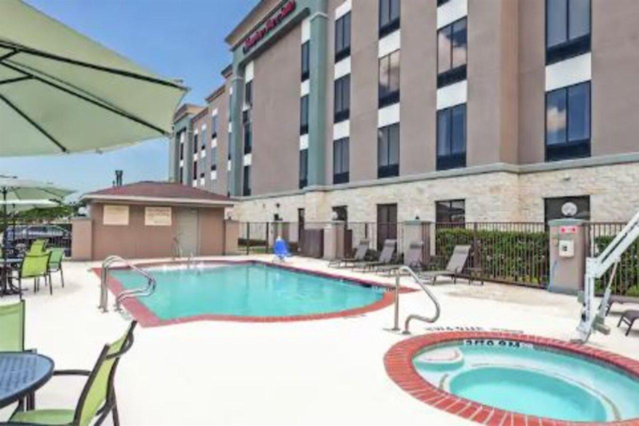 Hampton Inn & Suites Houston/Лиг-Сити Экстерьер фото