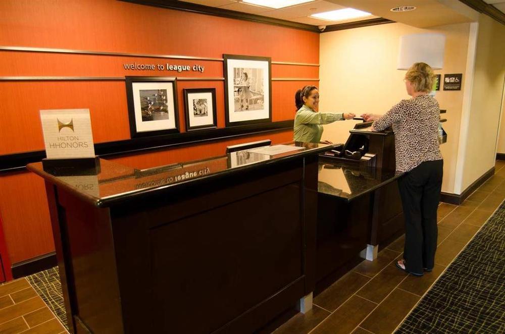 Hampton Inn & Suites Houston/Лиг-Сити Интерьер фото