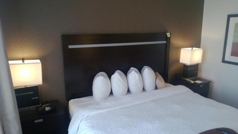 Hampton Inn & Suites Houston/Лиг-Сити Экстерьер фото
